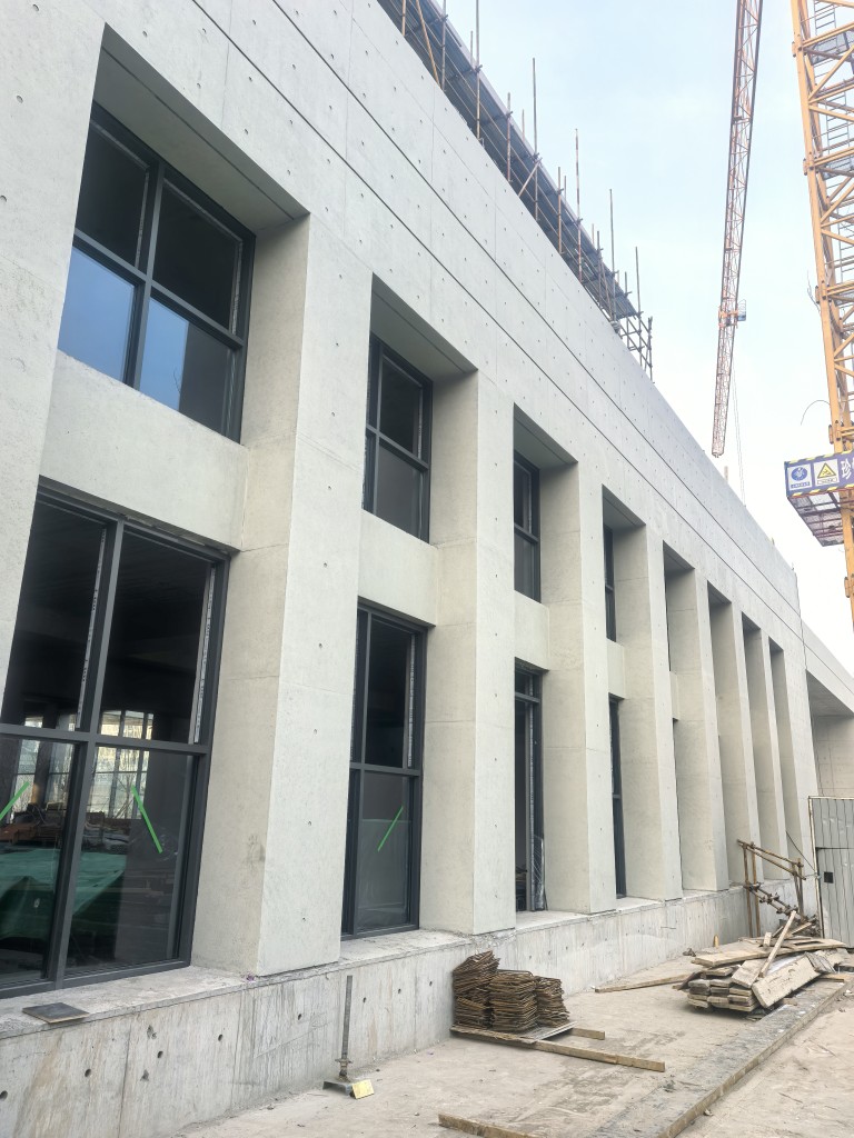 西安市张家堡片区城市公共空间更新工程施工现场效果图2